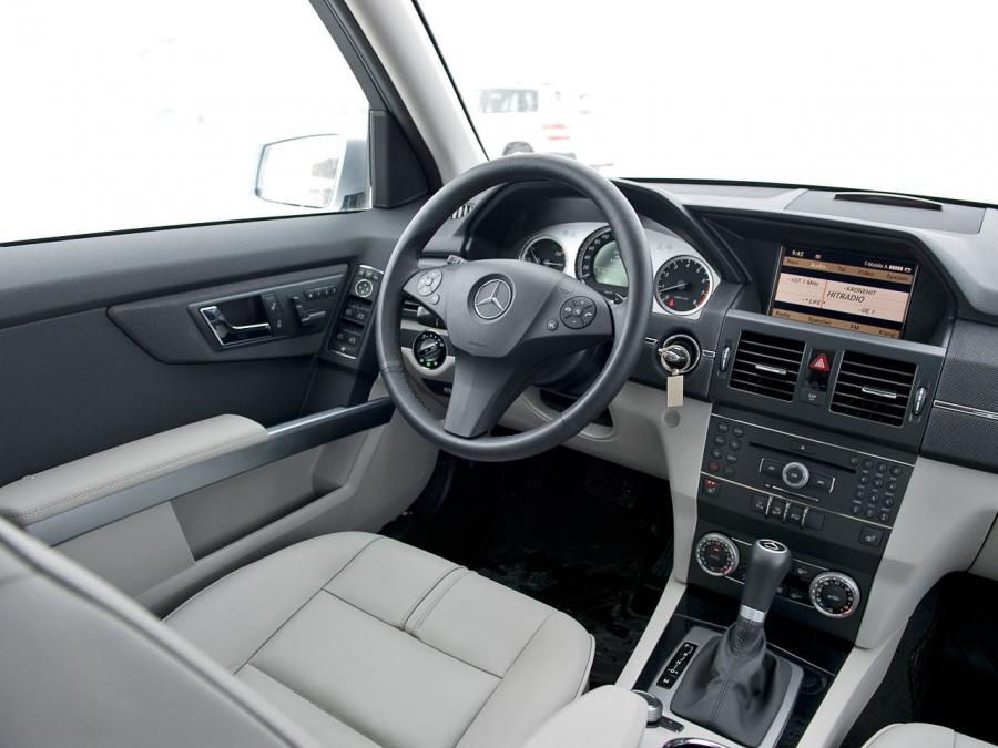  Mercedes-Benz GLK350 2008 года  (фото 6 из 8)